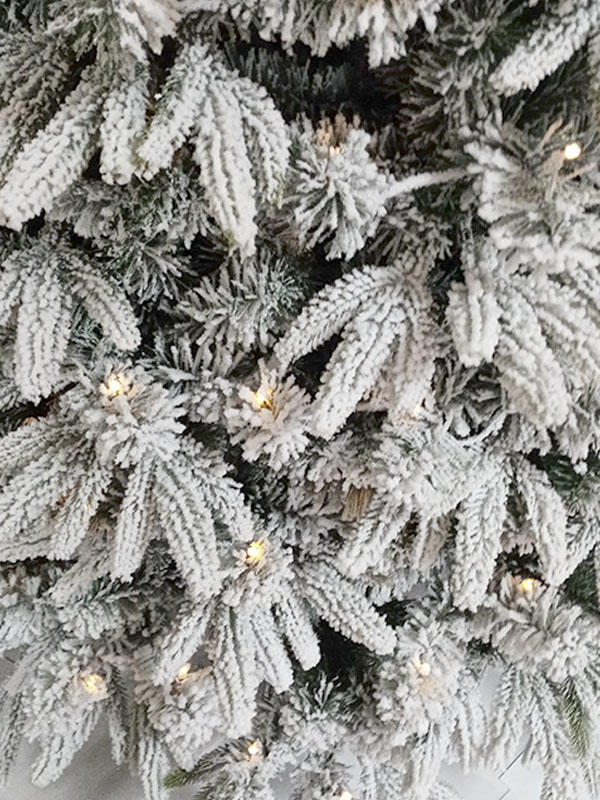 Snow Christmas Tree-PESW21001