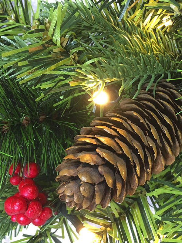 PVC PE Pine Needle Series-38CM Christmas Wreath Plus Decorations