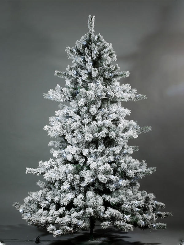 Christmas Snow Tree 9A3A8574